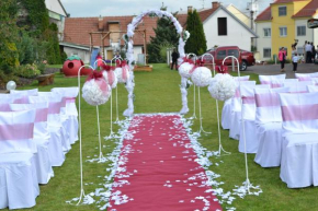 Отель Penzion u Bláhů, Товерж